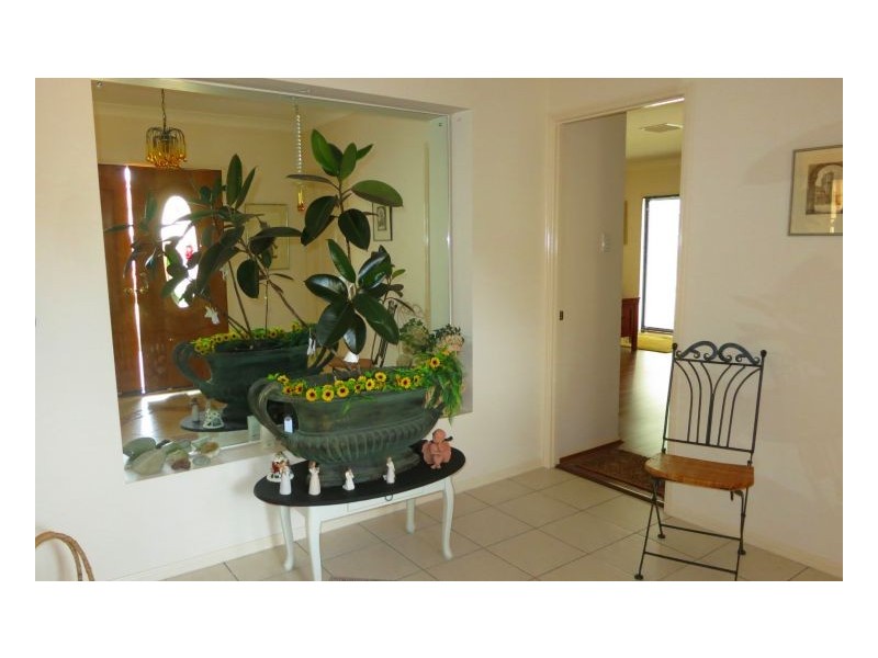 Sinnamon Park QLD 4073