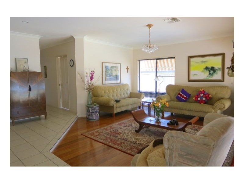 Sinnamon Park QLD 4073