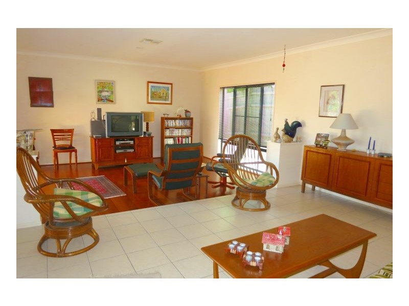 Sinnamon Park QLD 4073