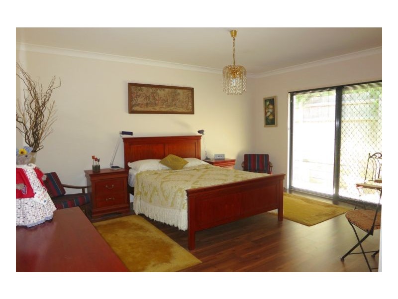 Sinnamon Park QLD 4073