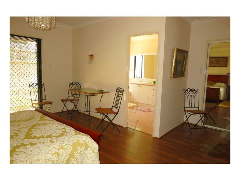 Sinnamon Park QLD 4073