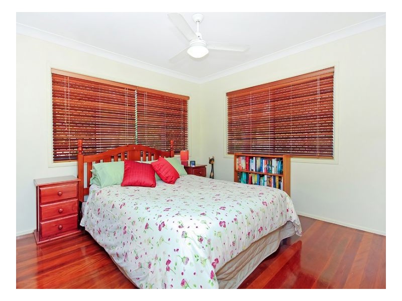 12 Spinnaker St, Jamboree Heights QLD 4074