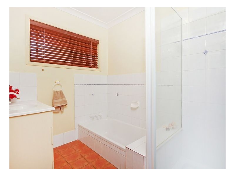 12 Spinnaker St, Jamboree Heights QLD 4074