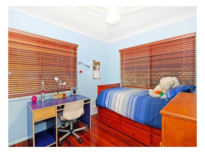 12 Spinnaker St, Jamboree Heights QLD 4074