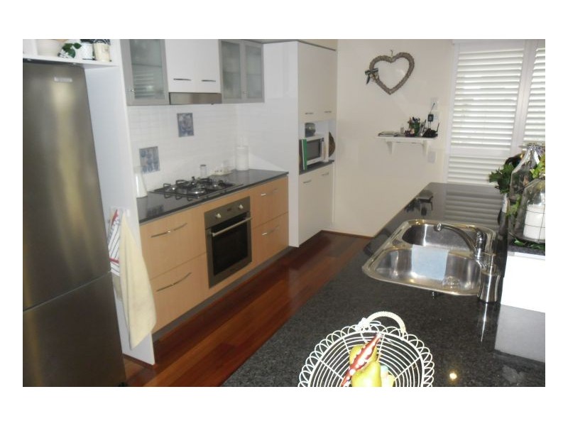 Mount Ommaney QLD 4074