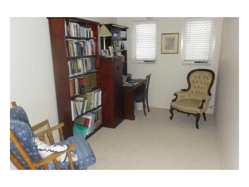 Mount Ommaney QLD 4074