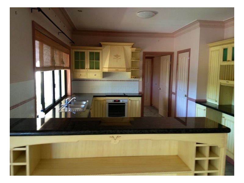 Kenmore Hills QLD 4069