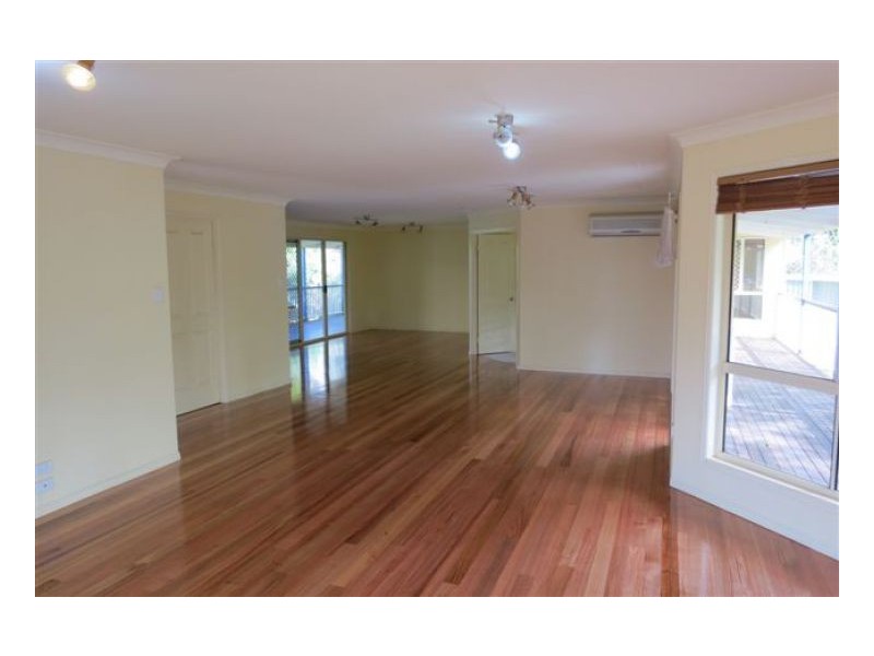 Westlake QLD 4074