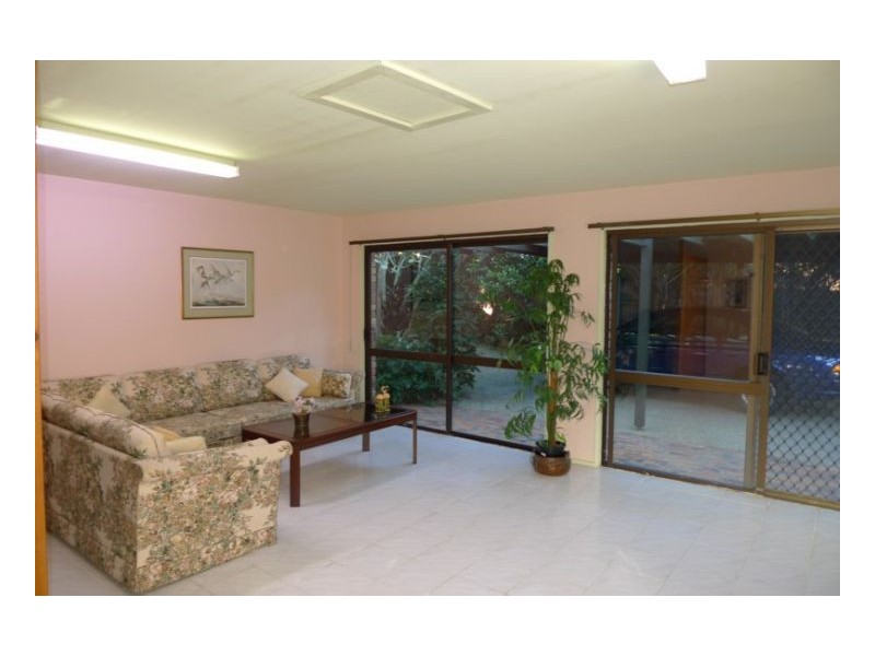 Mount Ommaney QLD 4074