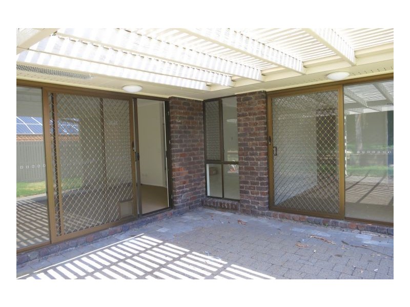 Sinnamon Park QLD 4073