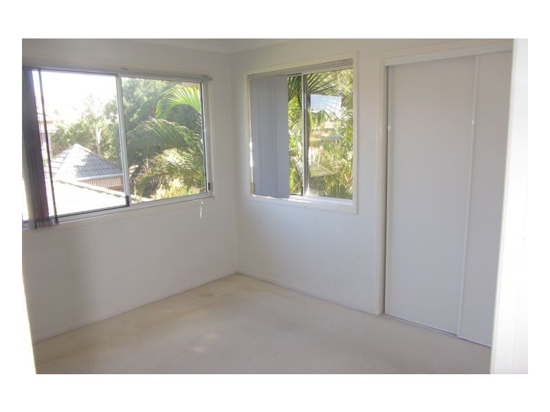 Mount Ommaney QLD 4074