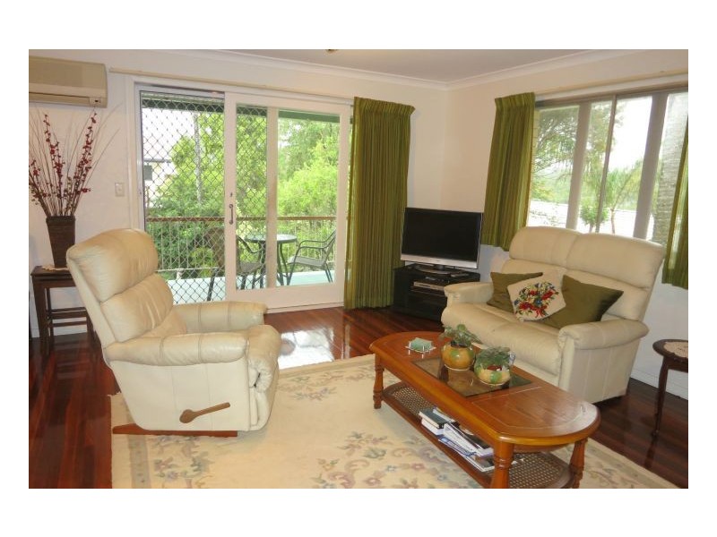 Jindalee QLD 4074