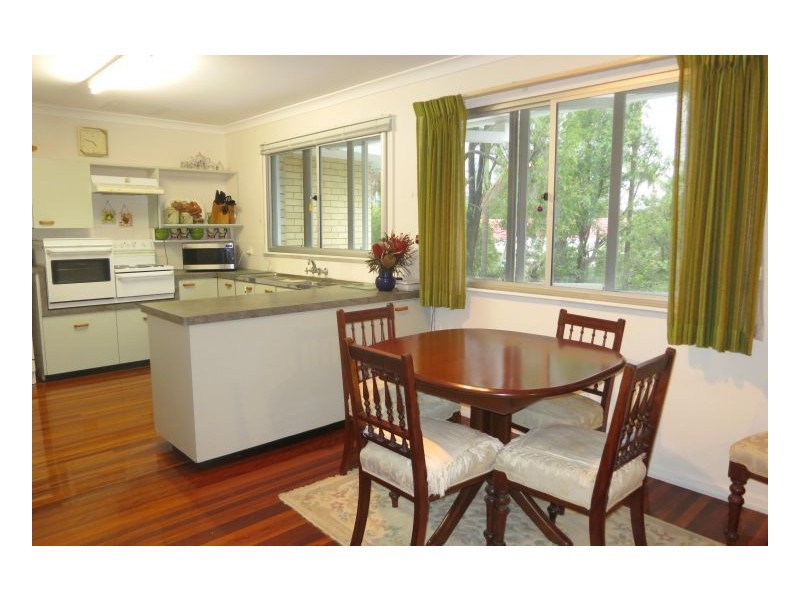 Jindalee QLD 4074