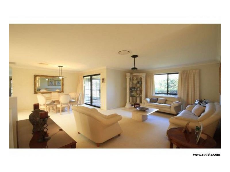 Mount Ommaney QLD 4074