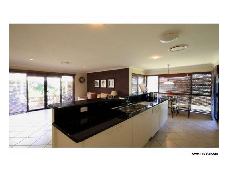 Mount Ommaney QLD 4074