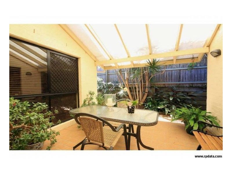 Mount Ommaney QLD 4074