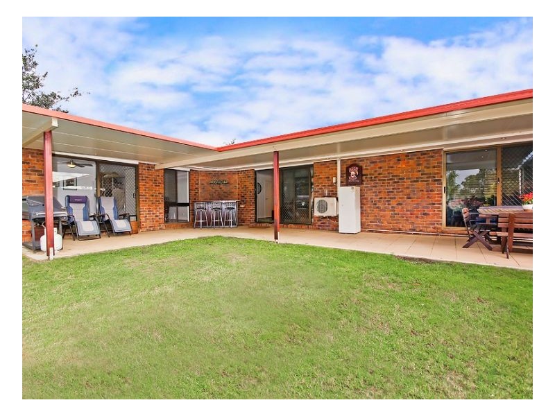 98 Tanglewood St, Middle Park QLD 4074