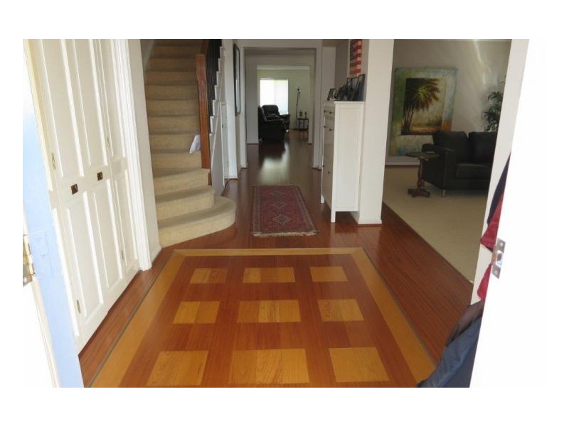 Sinnamon Park QLD 4073