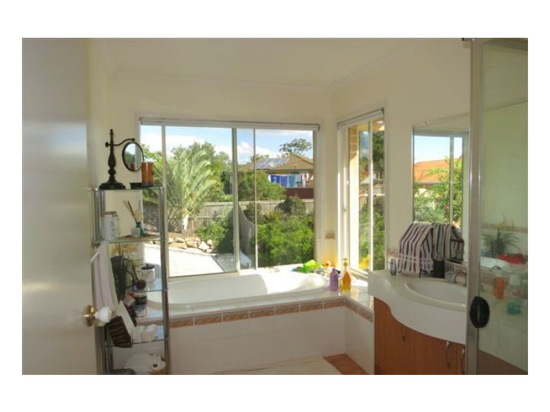 Sinnamon Park QLD 4073