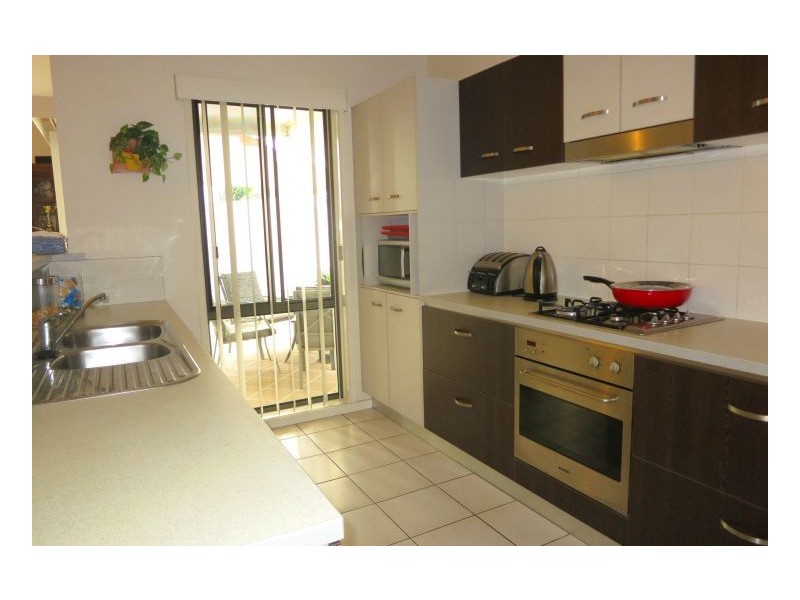 Mount Ommaney QLD 4074