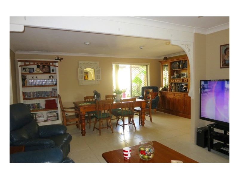 Jindalee QLD 4074