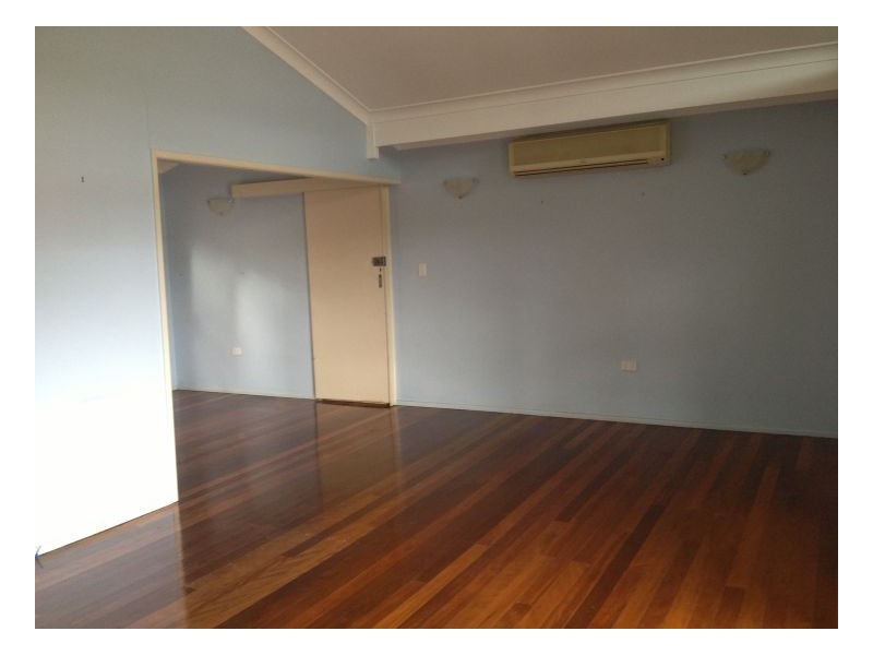 Jindalee QLD 4074
