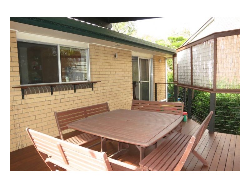 4 Spinnaker St, Jamboree Heights QLD 4074