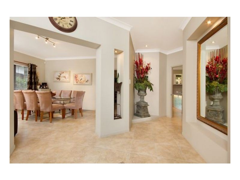 10. Harpulia Pl, Seventeen Mile Rocks QLD 4073