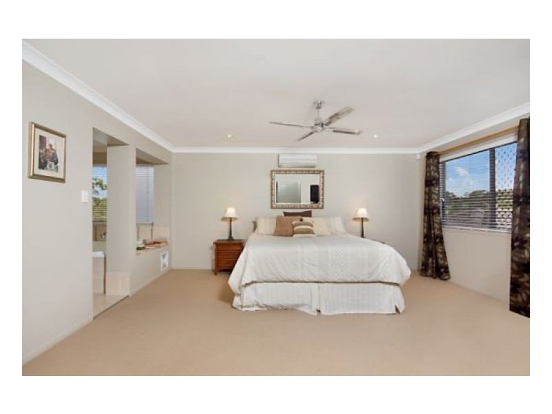 10. Harpulia Pl, Seventeen Mile Rocks QLD 4073