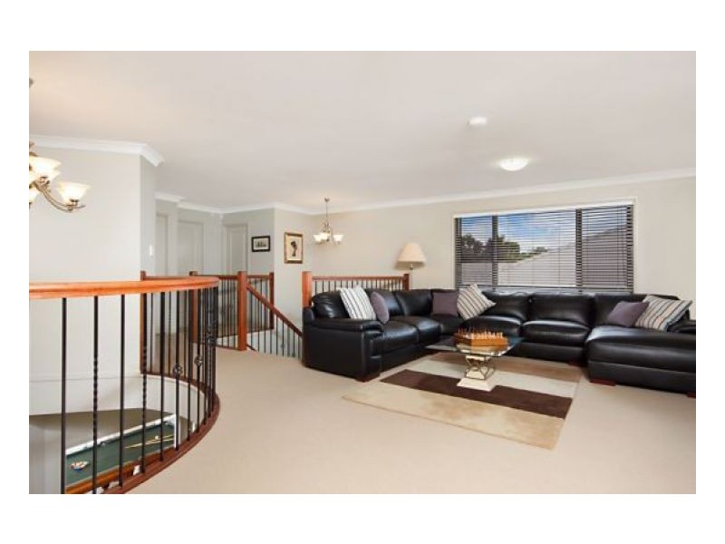 10. Harpulia Pl, Seventeen Mile Rocks QLD 4073