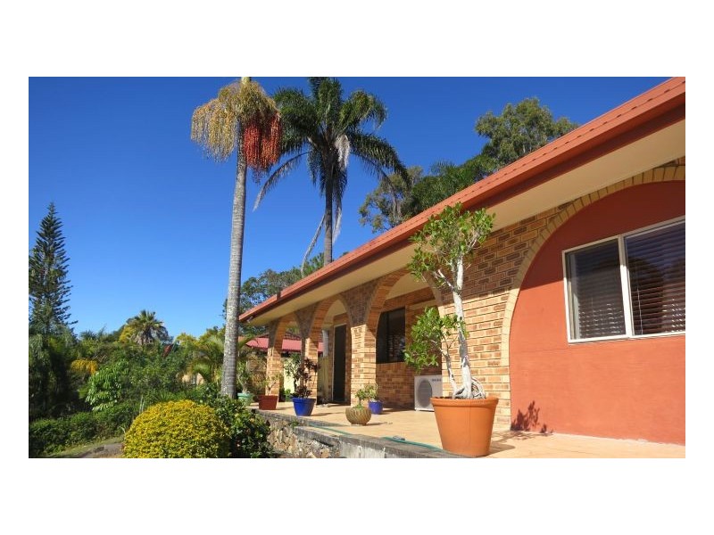 18 Ebrill St, Jamboree Heights QLD 4074