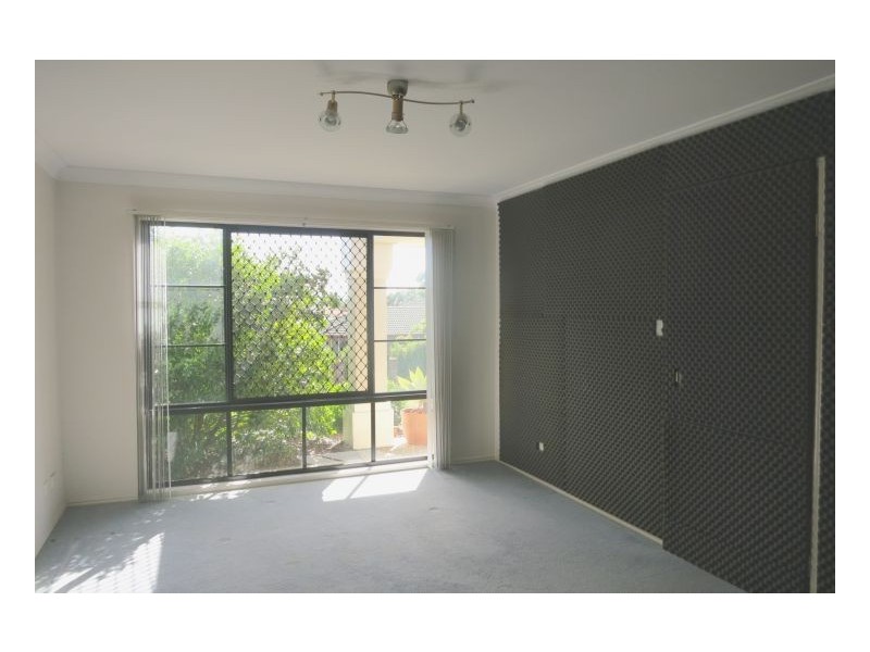 Sinnamon Park QLD 4073