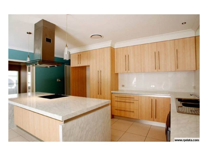 Seventeen Mile Rocks QLD 4073