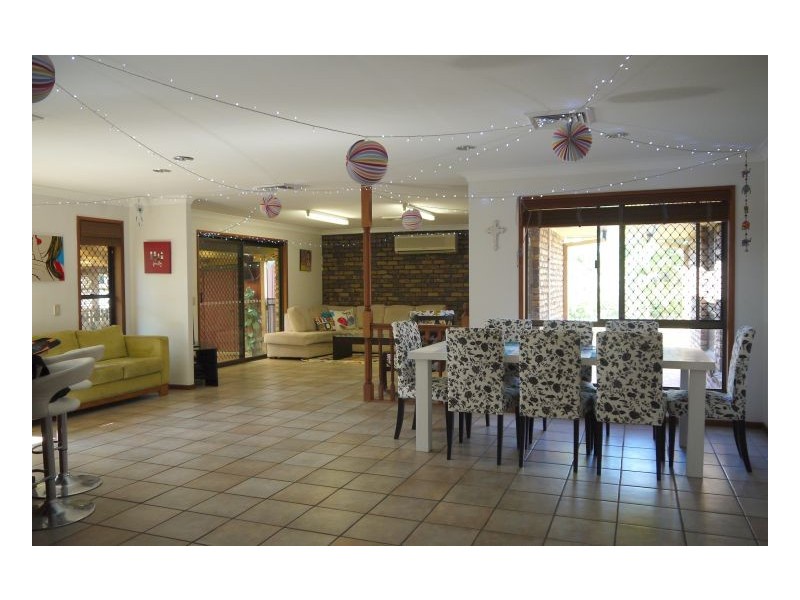 12 Alieda Court, Sinnamon Park QLD 4073