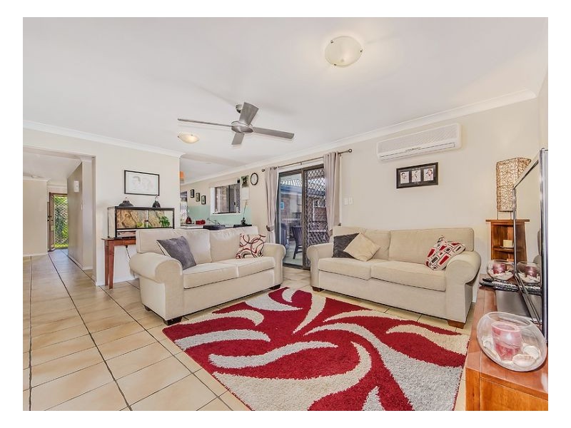 49 Paluna St, Riverhills QLD 4074