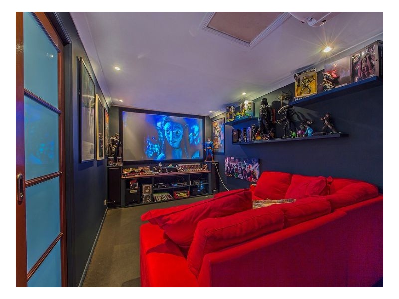 49 Paluna St, Riverhills QLD 4074