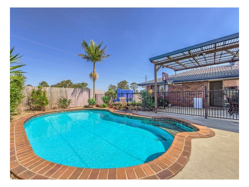 49 Paluna St, Riverhills QLD 4074