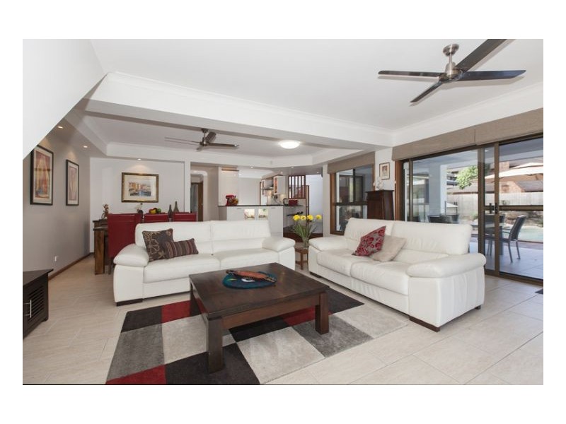 Mount Ommaney QLD 4074