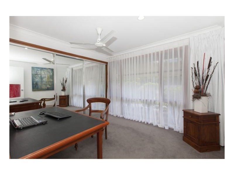 Mount Ommaney QLD 4074
