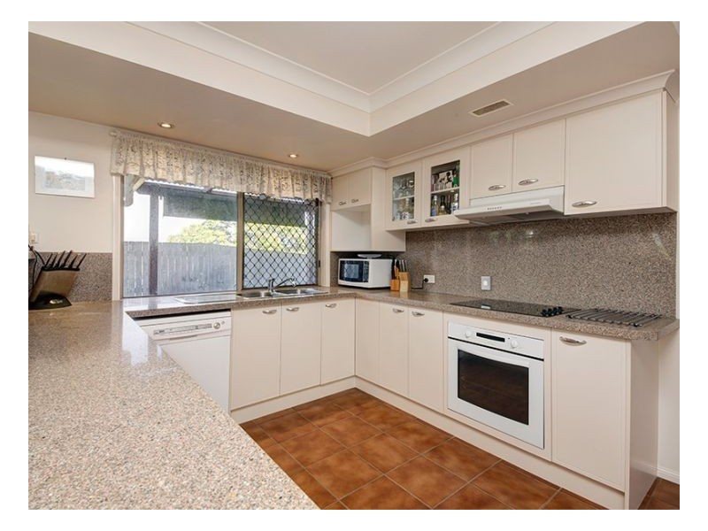Sinnamon Park QLD 4073