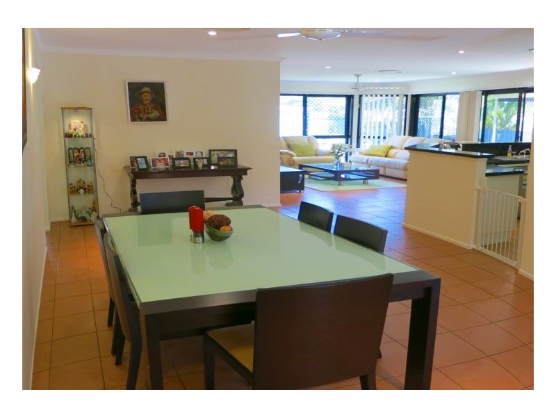 Sinnamon Park QLD 4073