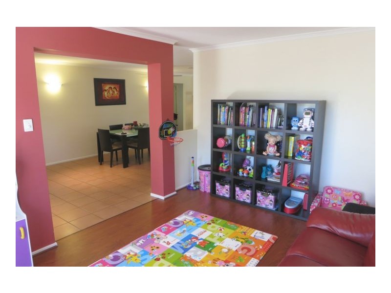 Sinnamon Park QLD 4073