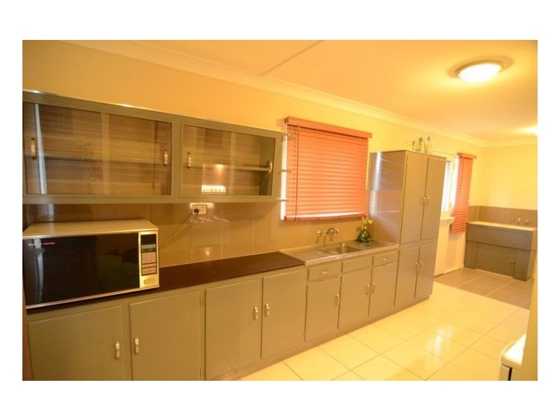 Jindalee QLD 4074