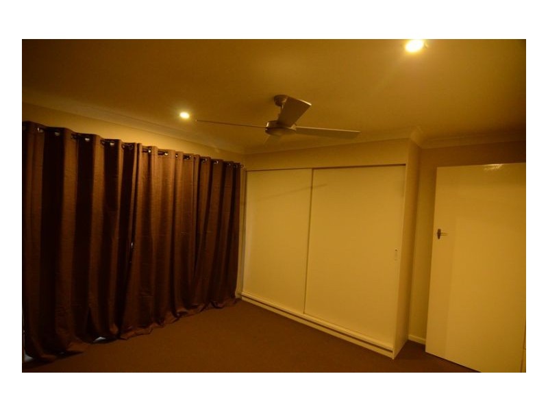 Jindalee QLD 4074
