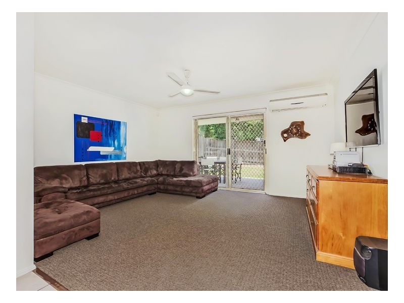 Seventeen Mile Rocks QLD 4073