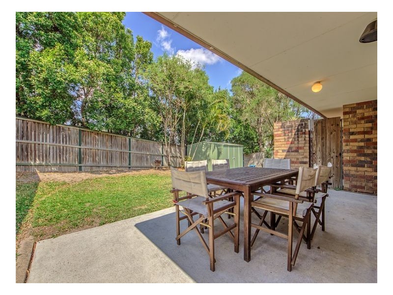 Seventeen Mile Rocks QLD 4073