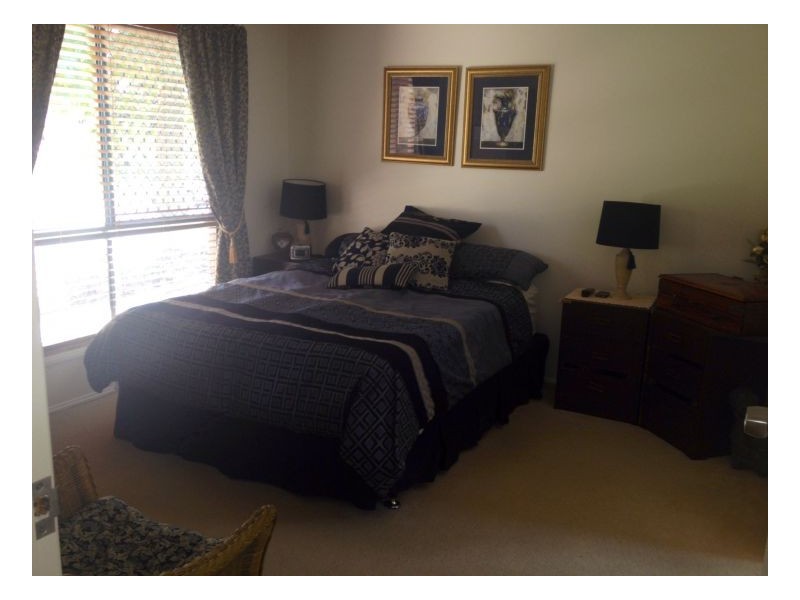 Seventeen Mile Rocks QLD 4073