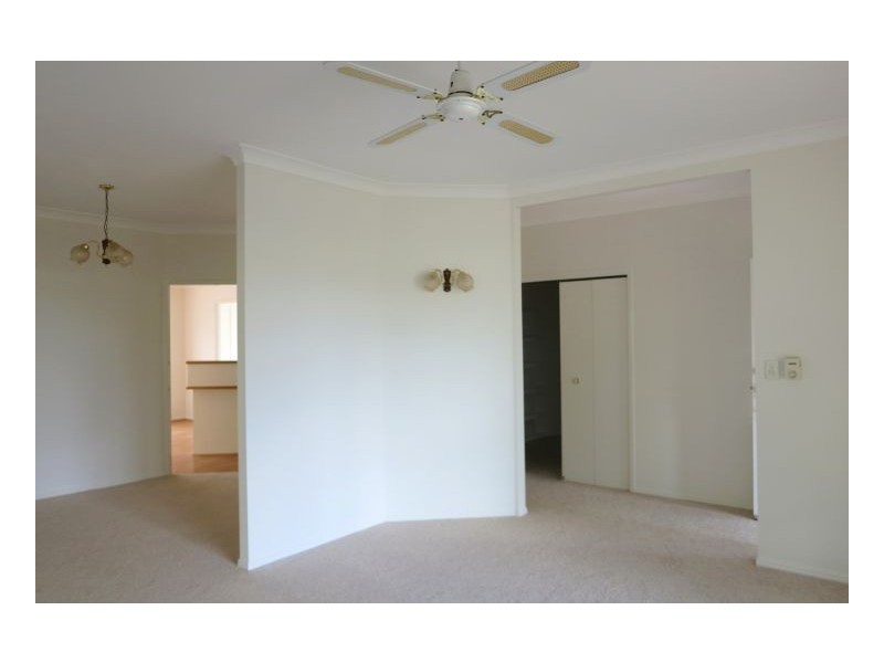 Sinnamon Park QLD 4073