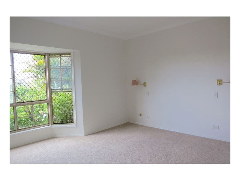 Sinnamon Park QLD 4073