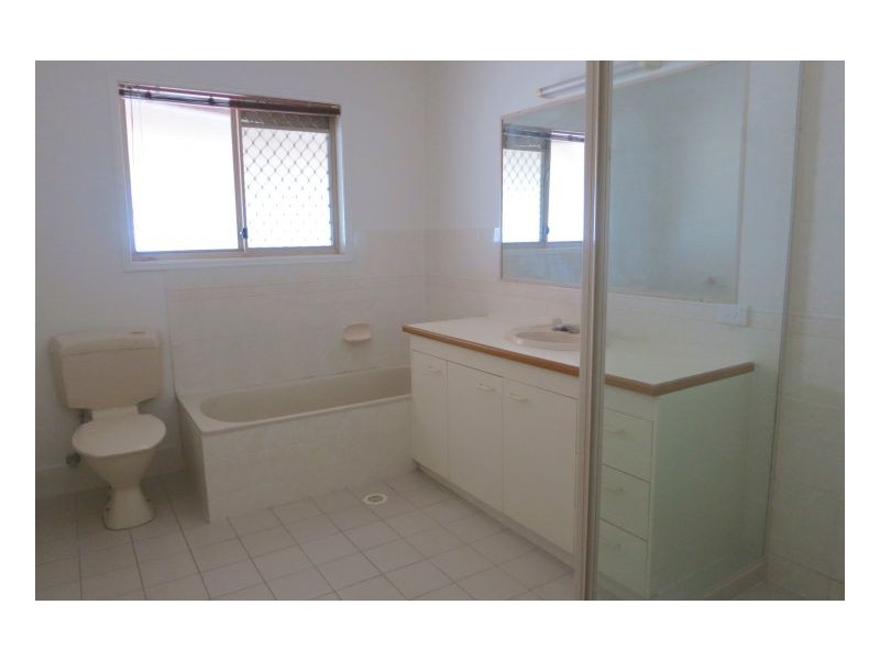 Sinnamon Park QLD 4073